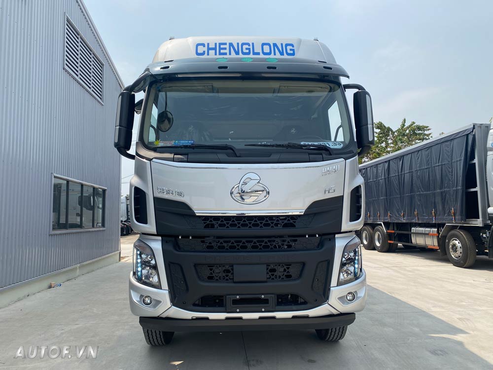 Xe chở két chai 18 tấn ChengLong 4 chân H5 290HP